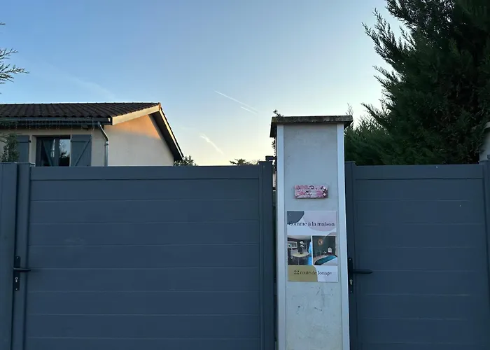 Comme A La Maison…