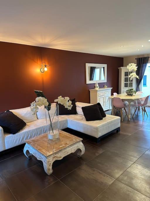 Comme A La Maison… Pusignan