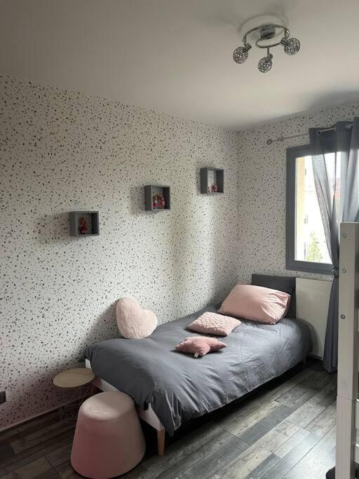 Comme A La Maison… *